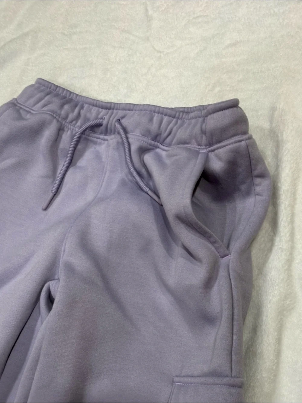 Levi’s Girls Lavender Fleece Cargo Sweatpants Size L (12–13)